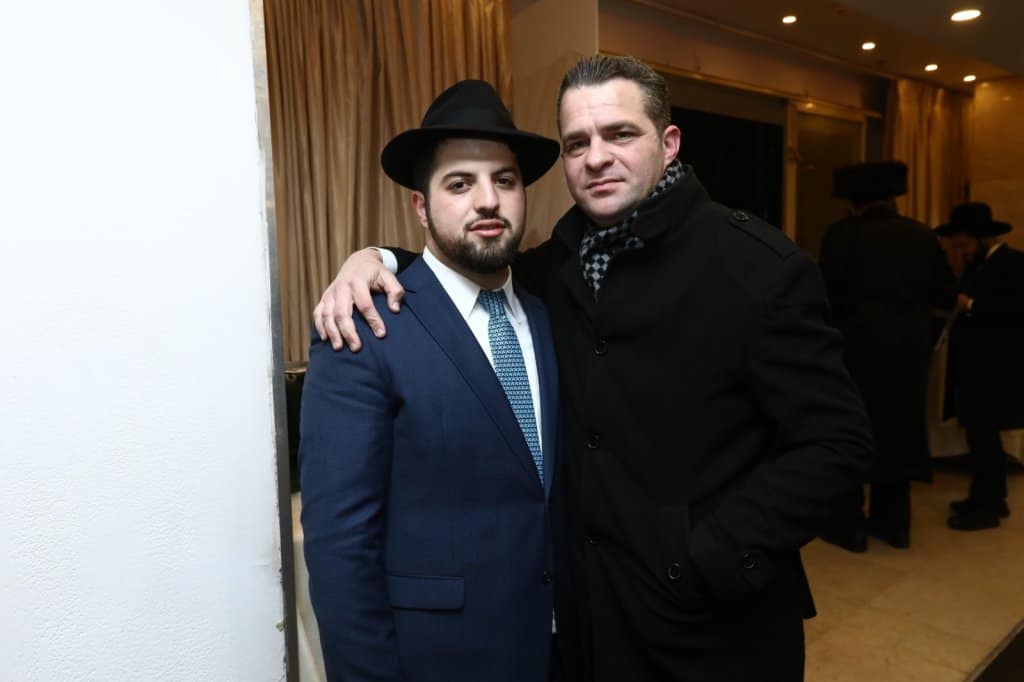 בראשות רבנים אדמורי"ם ואישי ציבור: הבראנז'ה חגגה אמש את האירוסין לאיש הפרסום יהושע רודניק • גלריה