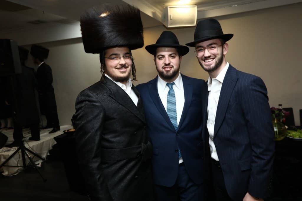 בראשות רבנים אדמורי"ם ואישי ציבור: הבראנז'ה חגגה אמש את האירוסין לאיש הפרסום יהושע רודניק • גלריה