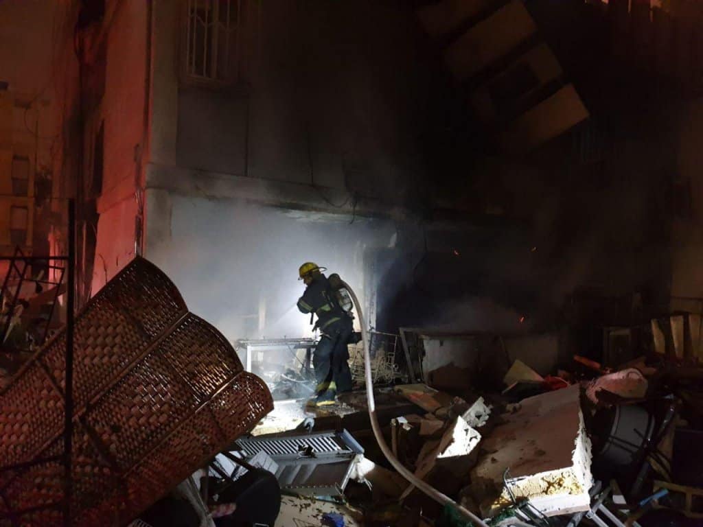 טרגדיה בנגב: פעוטה נספתה בשריפה בשגב שלום, 8 ילדים נוספים נפצעו • צפו בתיעוד: