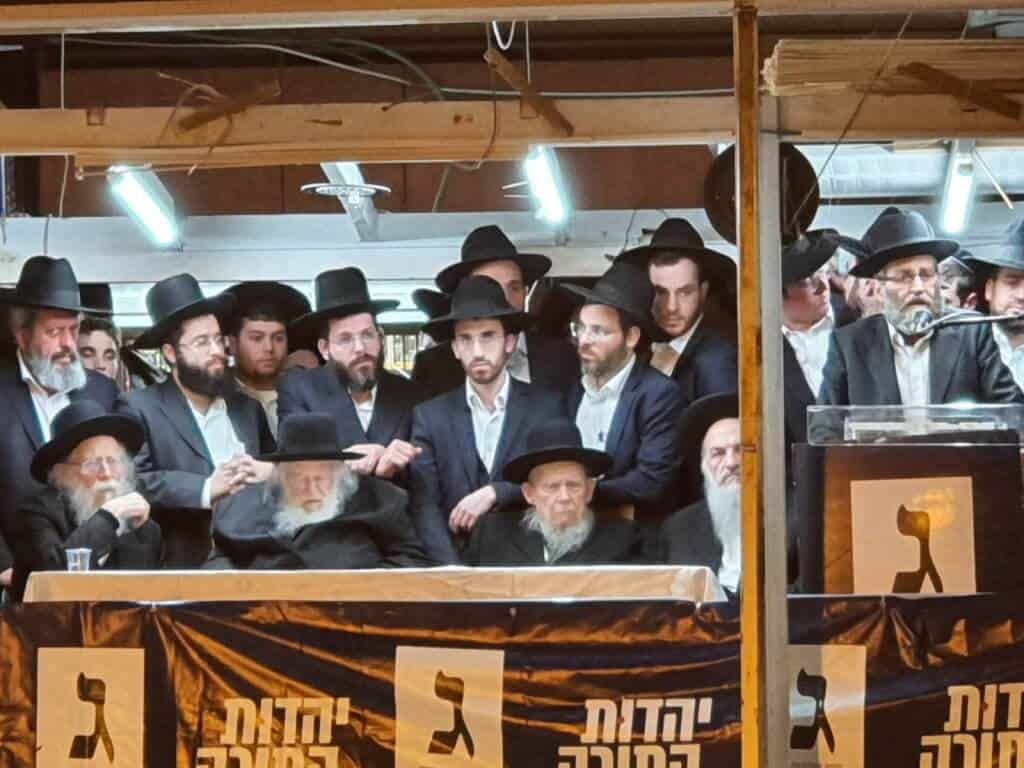 שידור חוזר: מעמד התפילה להצלחת המערכה בראשות מרן רבנו שליט"א