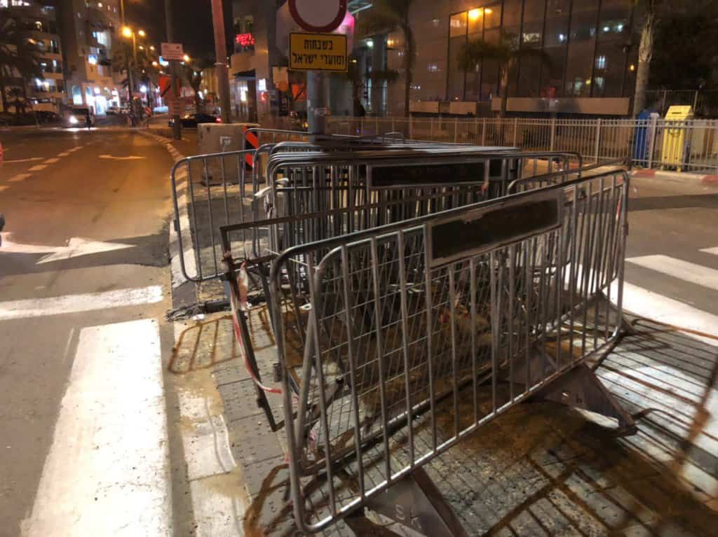 הסגר על בני ברק הסתיים: המשטרה הסירה את המחסומים בכניסות לעיר - תיעוד הסגר על בני ברק הסתיים: המשטרה הסירה את המחסומים בכניסות לעיר - תיעוד