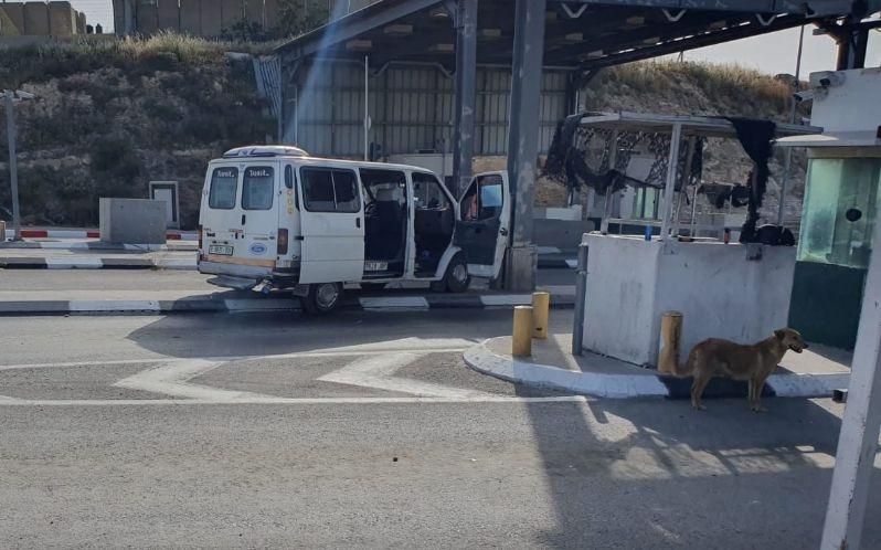 פיגוע דריסה ודקירה במחסום ליד מעלה אדומים: המחבל נוטרל -‎ צפו בתיעוד מהזירה