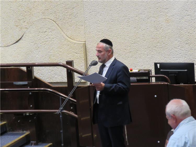 אבוטבול הקריא במליאה את התפילה של נשיא ה'מועצת'