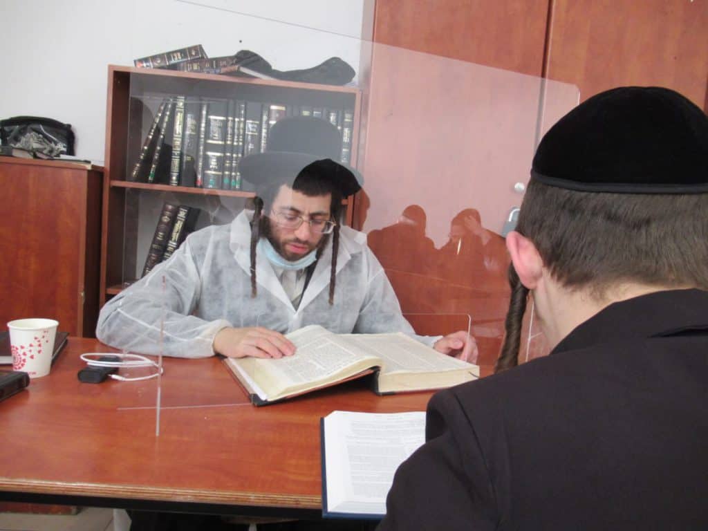 מרבה תורה מרבה חיים: ישיבת צאנז בחיפה נכנסה לקפסולות