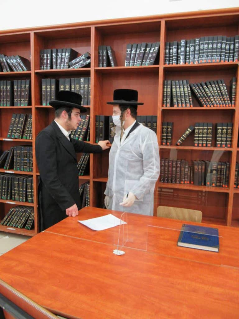 מרבה תורה מרבה חיים: ישיבת צאנז בחיפה נכנסה לקפסולות