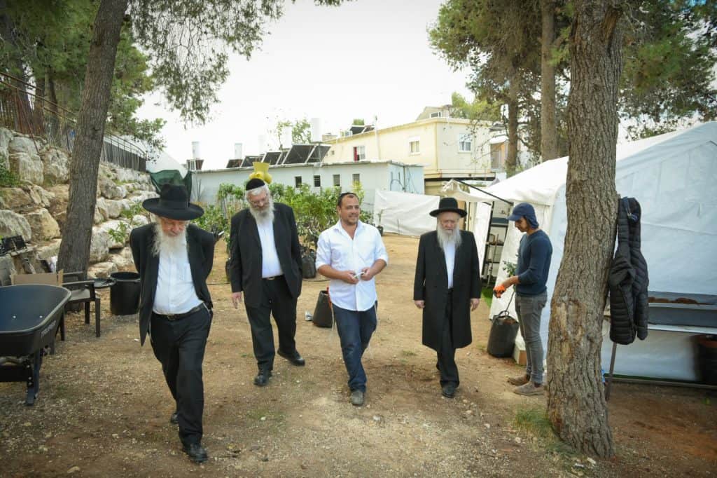 צפו בסיור האחרון של הרב משה מנחם טבאל זצ"ל