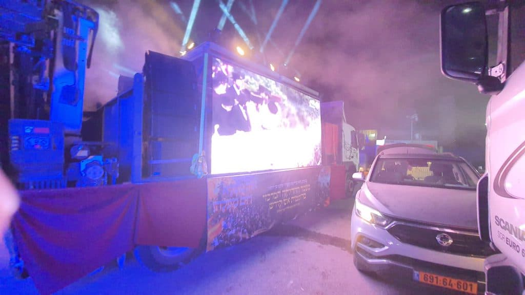 צפו: ל"ג בעומר בבני ברק בראשות הגר"א בידרמן צפו: ל"ג בעומר בבני ברק בראשות הגר"א בידרמן