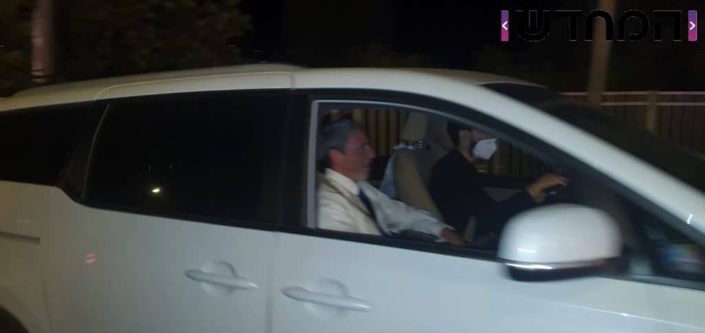 גלריה מתעדכנת: הגרש"מ עמאר והגר"ב שמואלי הדליקו את מירון - גלריה של צלם 'המחדש' • צפו: גלריה מתעדכנת: הגרש"מ עמאר והגר"ב שמואלי הדליקו את מירון - גלריה של צלם 'המחדש' • צפו: