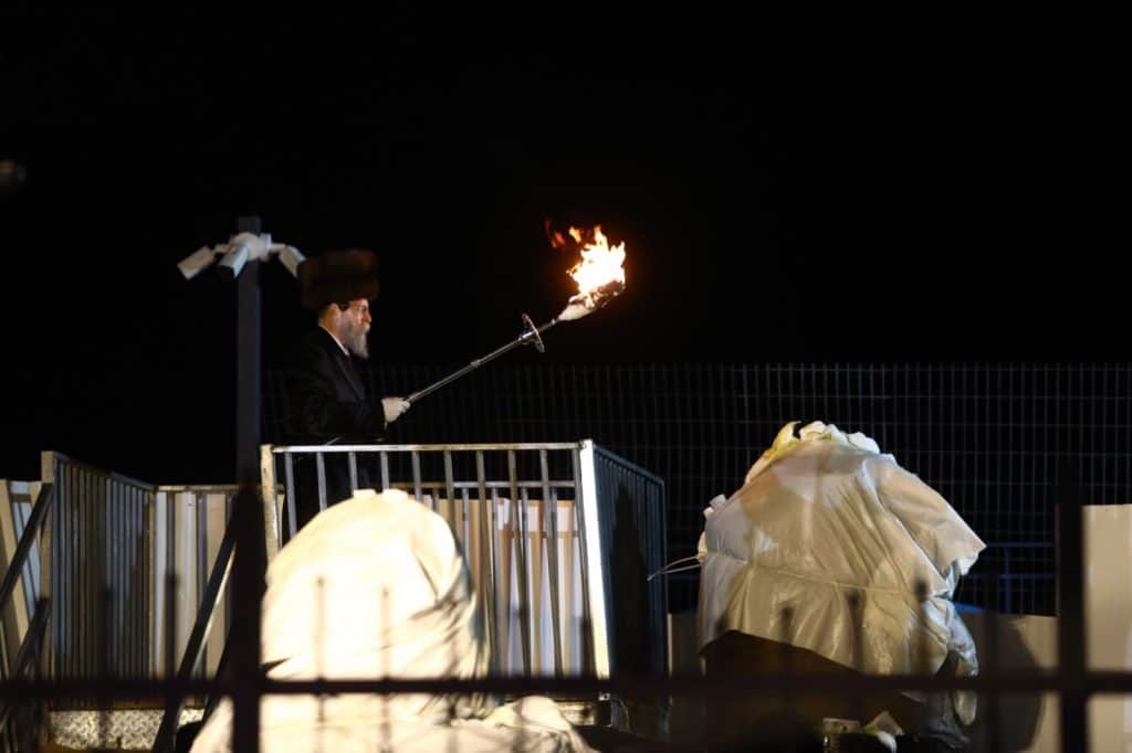 צפו בגלריה: מיטב הכליזמרים הרימו את מירון למרות הקורונה