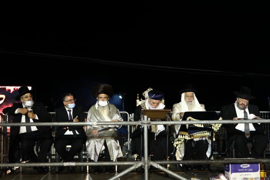 צפו בגלריה: מיטב הכליזמרים הרימו את מירון למרות הקורונה