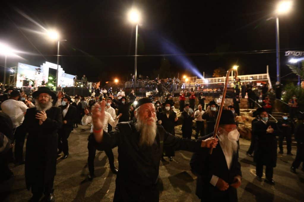 צפו בגלריה: מיטב הכליזמרים הרימו את מירון למרות הקורונה