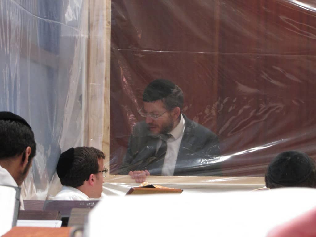 צפו: קול התורה מבי מדרשא - בישיבת חמד חזרו לשטייגען צפו: קול התורה מבי מדרשא - בישיבת חמד חזרו לשטייגען