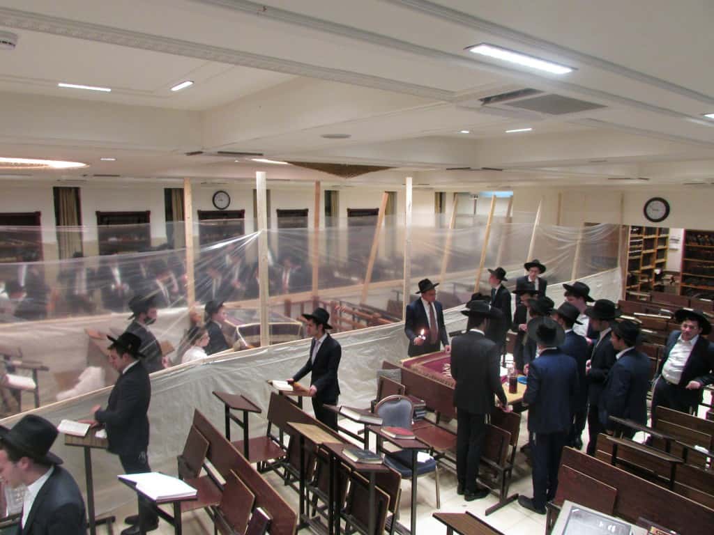 צפו: קול התורה מבי מדרשא - בישיבת חמד חזרו לשטייגען צפו: קול התורה מבי מדרשא - בישיבת חמד חזרו לשטייגען