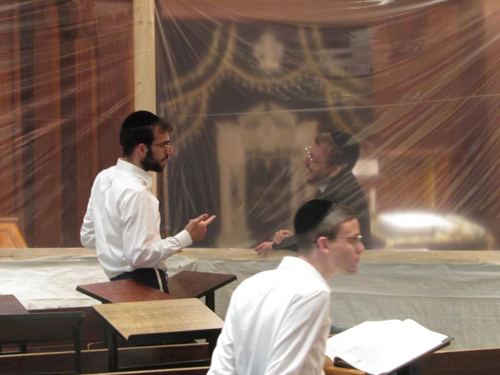 צפו: קול התורה מבי מדרשא - בישיבת חמד חזרו לשטייגען צפו: קול התורה מבי מדרשא - בישיבת חמד חזרו לשטייגען