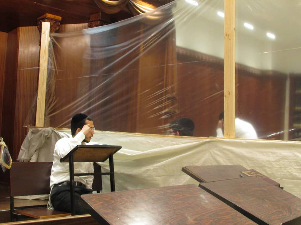 צפו: קול התורה מבי מדרשא - בישיבת חמד חזרו לשטייגען צפו: קול התורה מבי מדרשא - בישיבת חמד חזרו לשטייגען