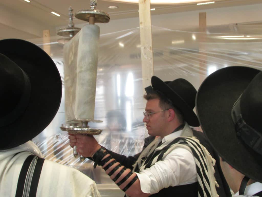 צפו: קול התורה מבי מדרשא - בישיבת חמד חזרו לשטייגען צפו: קול התורה מבי מדרשא - בישיבת חמד חזרו לשטייגען