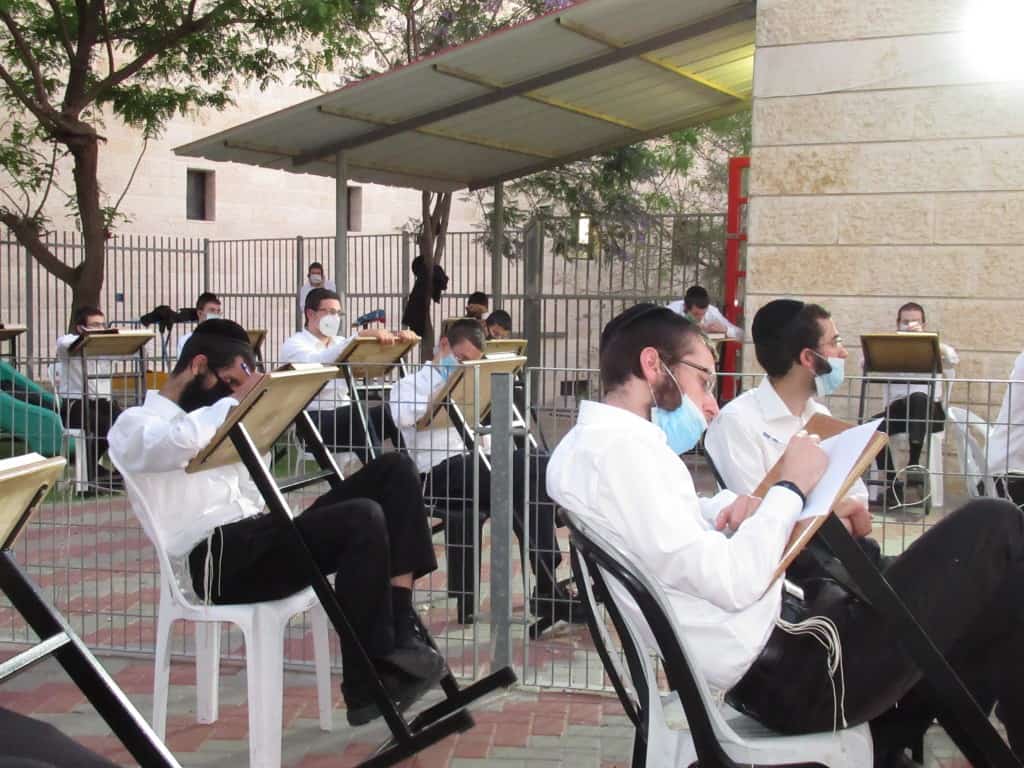 למרות החום: ב'ארחות תורה' פתחו את זמן הקיץ בשטח פתוח