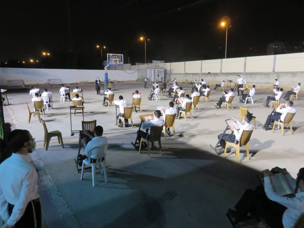 למרות החום: ב'ארחות תורה' פתחו את זמן הקיץ בשטח פתוח