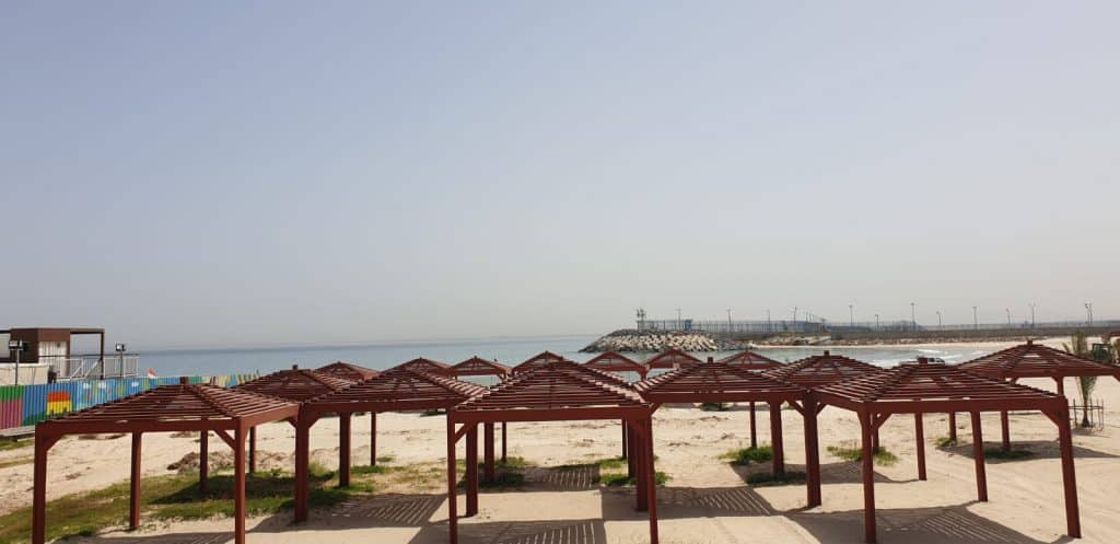 הבוקר נפתח החוף השקט לרחצה הבוקר נפתח החוף השקט לרחצה