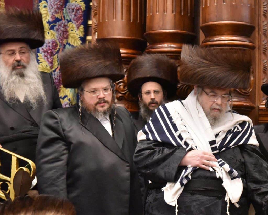 חסידים ואנשי מעשה: האנשים החזקים בחצרות האדמו"רים