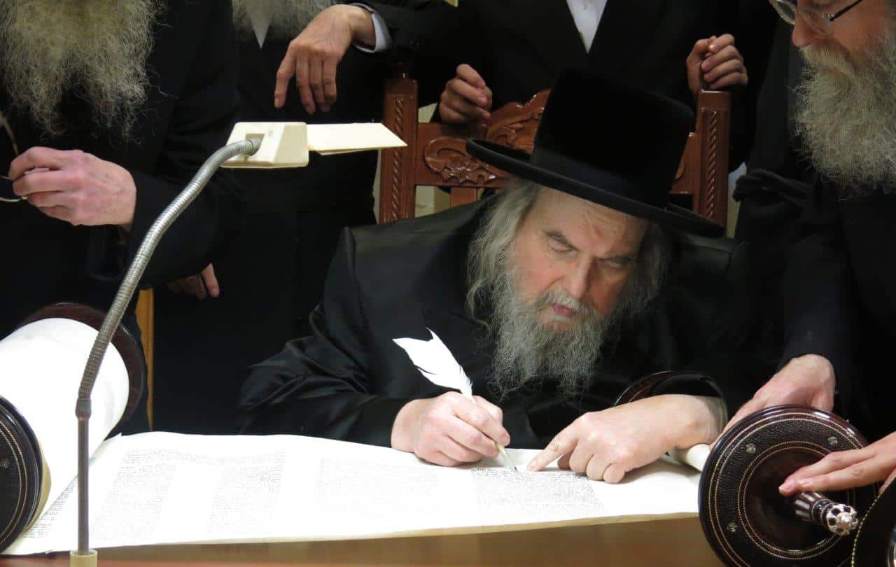 חסידים ואנשי מעשה: האנשים החזקים בחצרות האדמו"רים