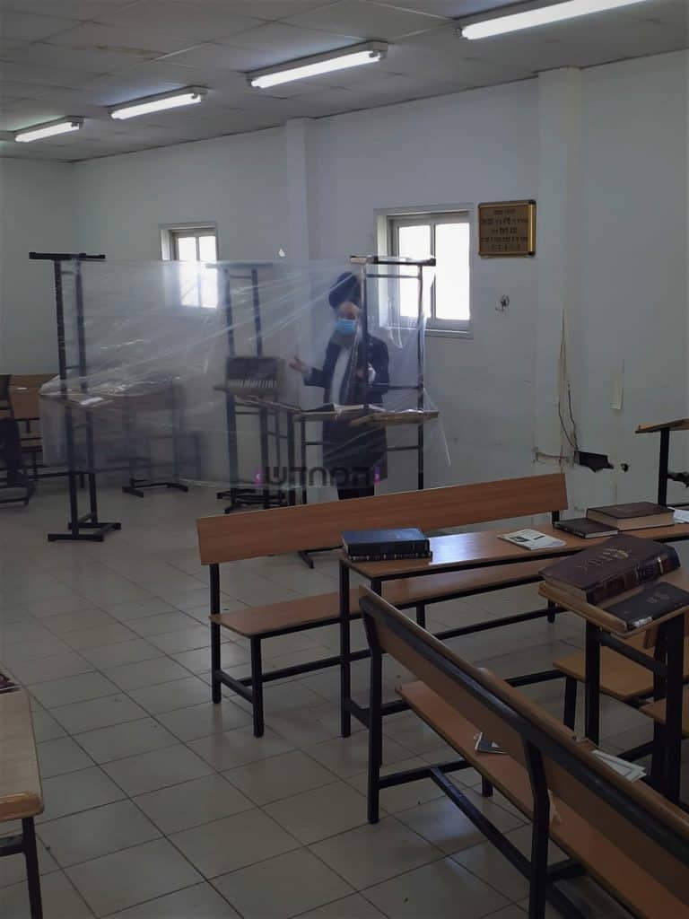 תיעוד: כך נערכים ב'ארחות תורה' לחגם של לומדי התורה