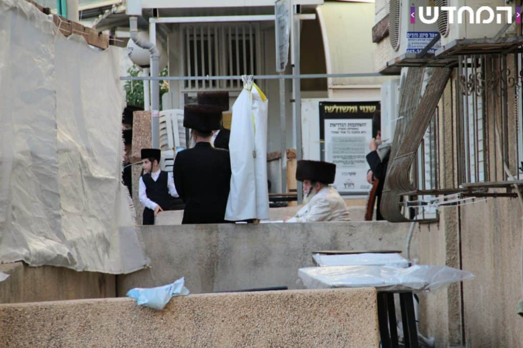 צפו: ברחובה של עיר - האדמו"ר מויז'ניץ קיבל קהל