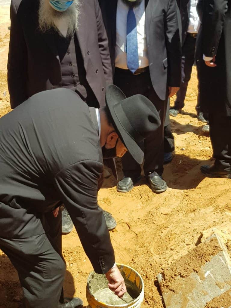 ראש עיריית בני ברק חנך בתי ספר חדשים במרכז העיר ובפרדס כץ