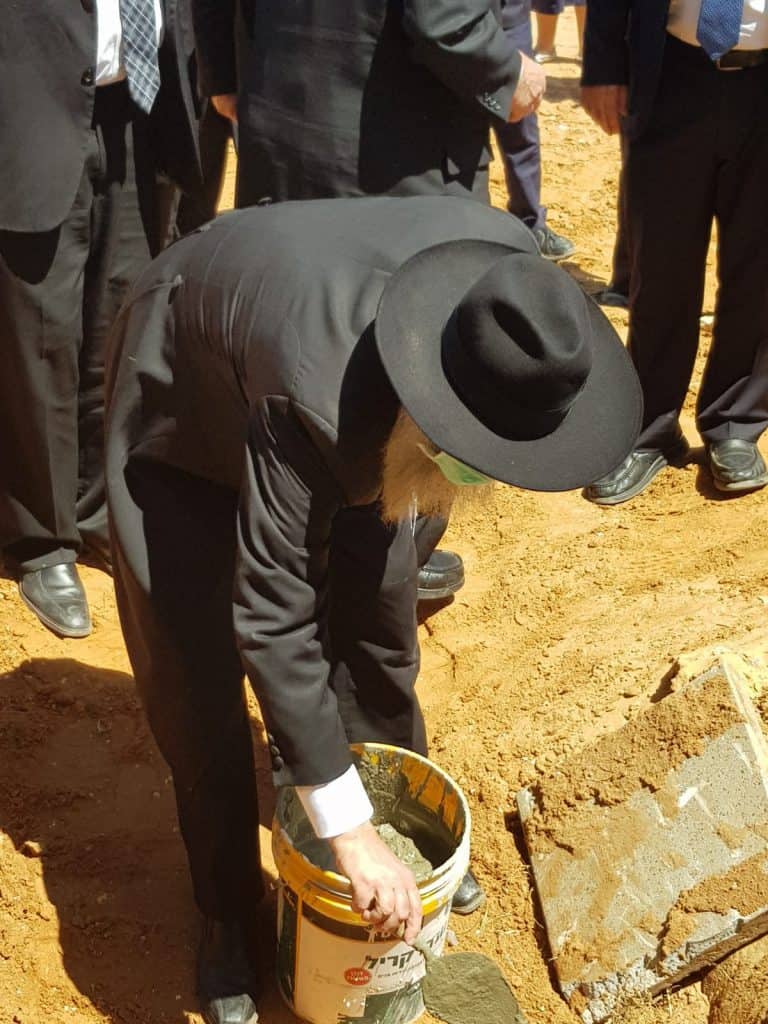 ראש עיריית בני ברק חנך בתי ספר חדשים במרכז העיר ובפרדס כץ