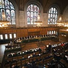 עונש חדש לעובדים בסין - זחילה על ארבע ברחוב: הכותרות שהעסיקו היום את העולם