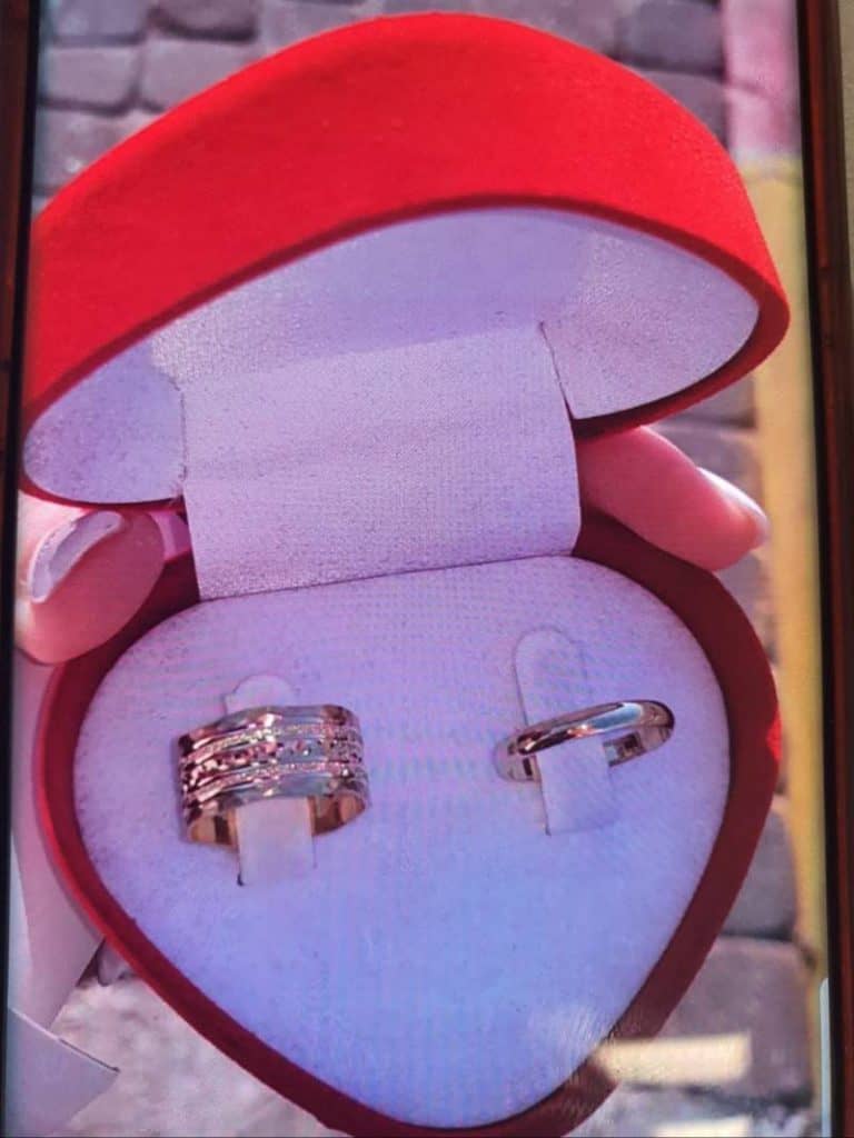 פרץ לדירה וגנב את טבעת הכלה שבוע לפני החתונה