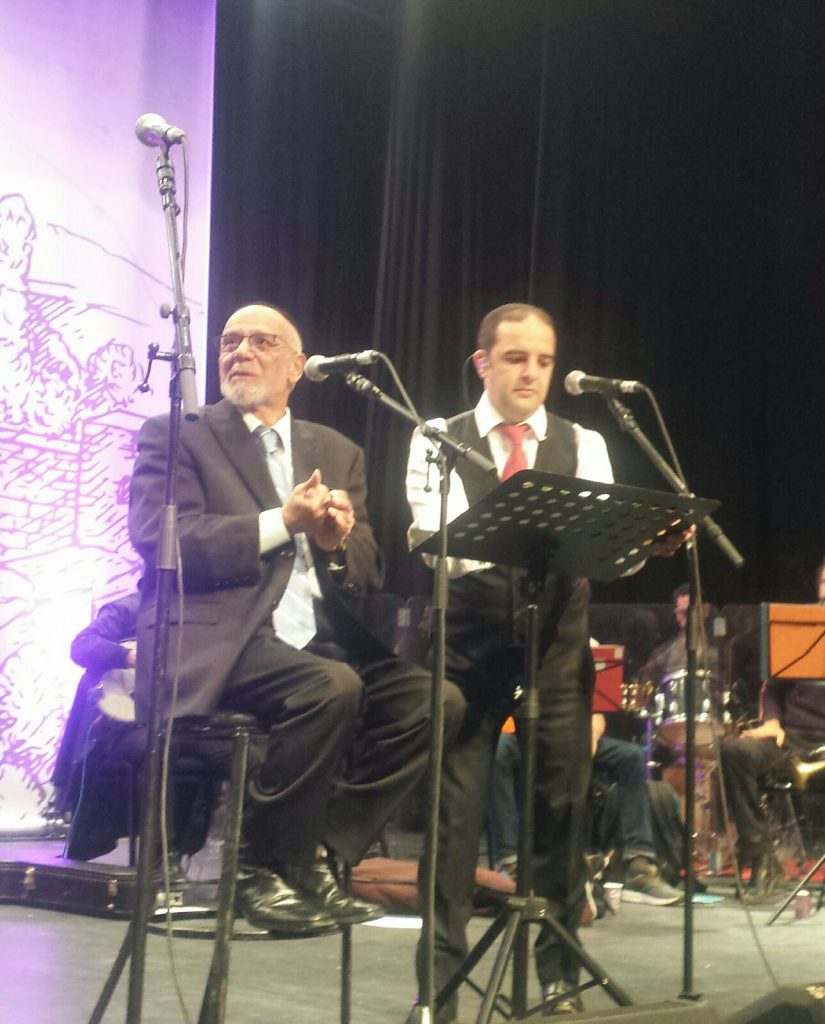 משה לוק ל'המחדש מיוזיק' - המתכון להצלחה: אמונה, נחישות, והתמדה. משה לוק ל'המחדש מיוזיק' - המתכון להצלחה: אמונה, נחישות, והתמדה.