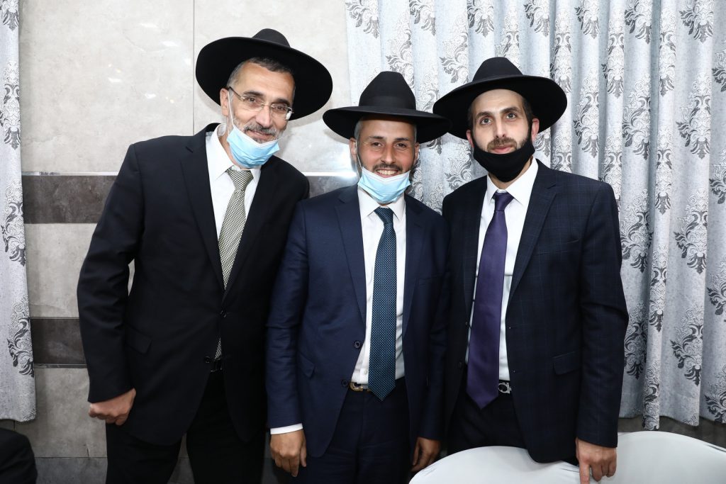 בצל הסגר על העיר אלעד: מ"מ רה"ע חגג בר מצווה לבנו