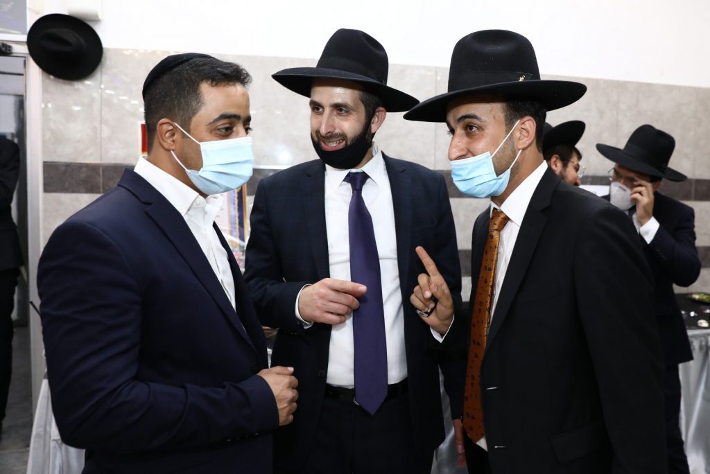 בצל הסגר על העיר אלעד: מ"מ רה"ע חגג בר מצווה לבנו