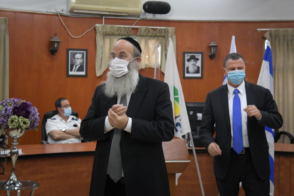 שר הבריאות בבני ברק: אם הציבור ימשיך לשמור על ההנחיות לא נגיע לסגר נוסף על העיר