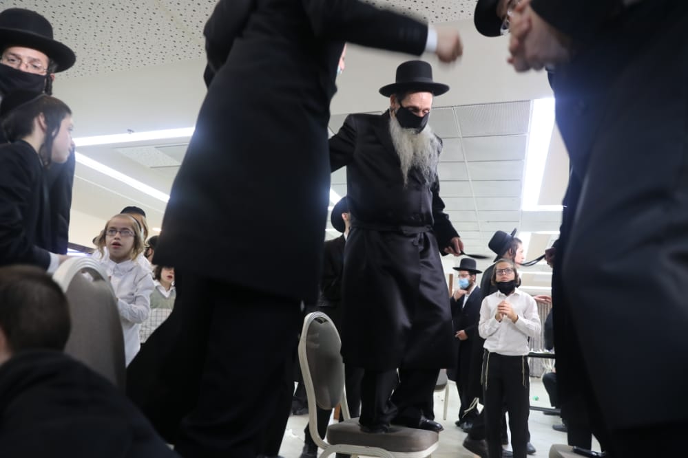 תיעוד: נינת הגאון רבי יודל בויאר התחתנה בחתונה מצומצמת