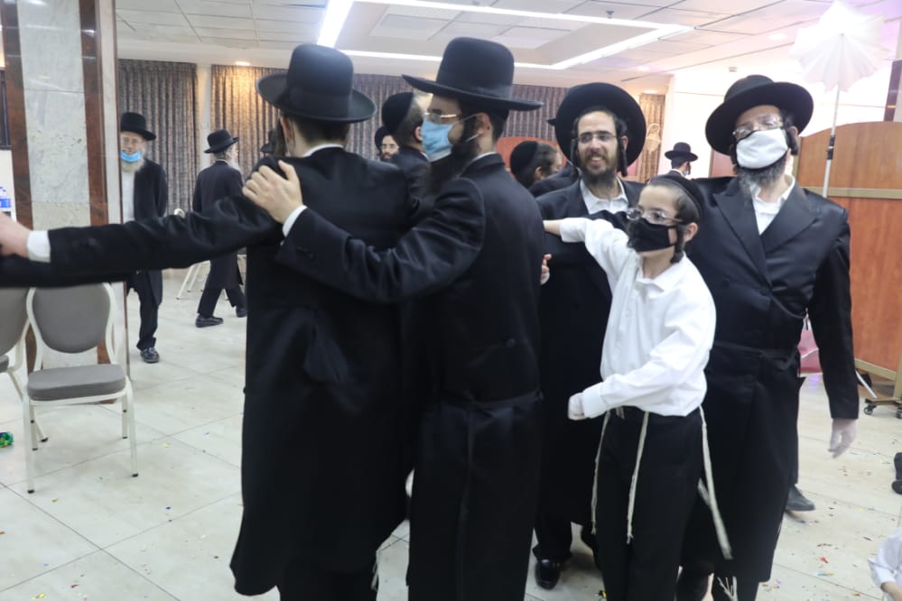 תיעוד: נינת הגאון רבי יודל בויאר התחתנה בחתונה מצומצמת