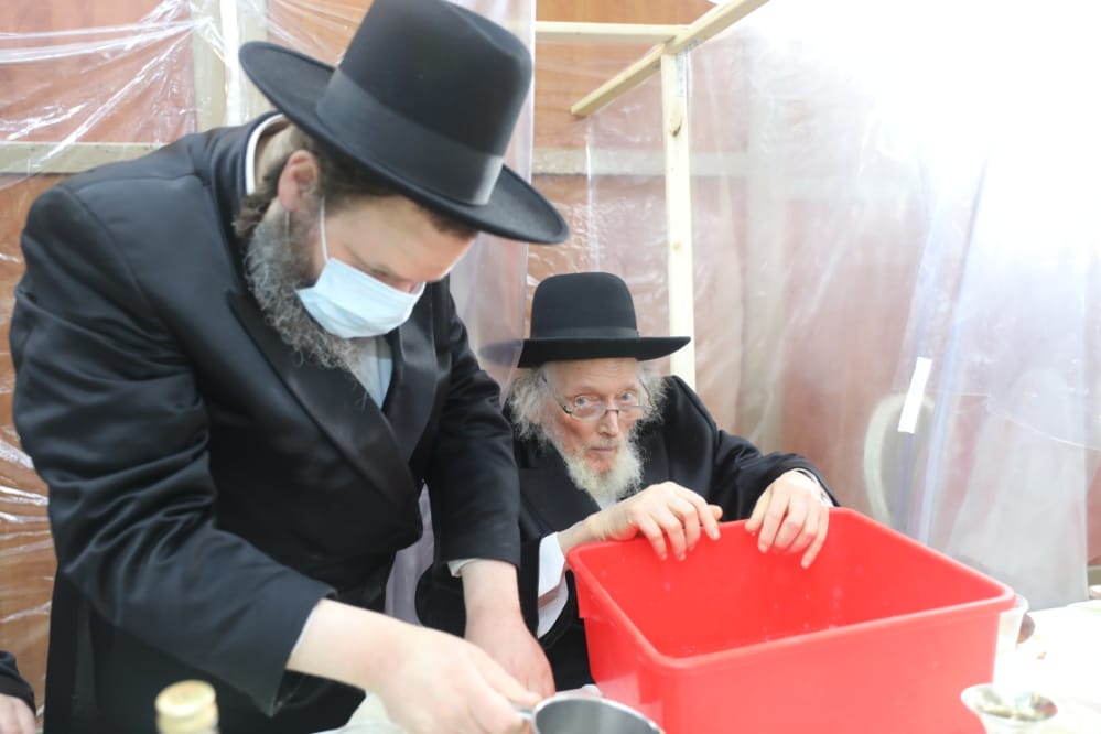 תיעוד: נינת הגאון רבי יודל בויאר התחתנה בחתונה מצומצמת