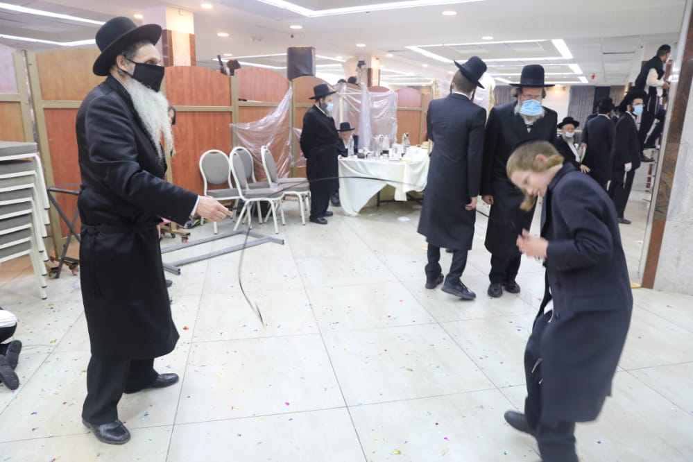 תיעוד: נינת הגאון רבי יודל בויאר התחתנה בחתונה מצומצמת