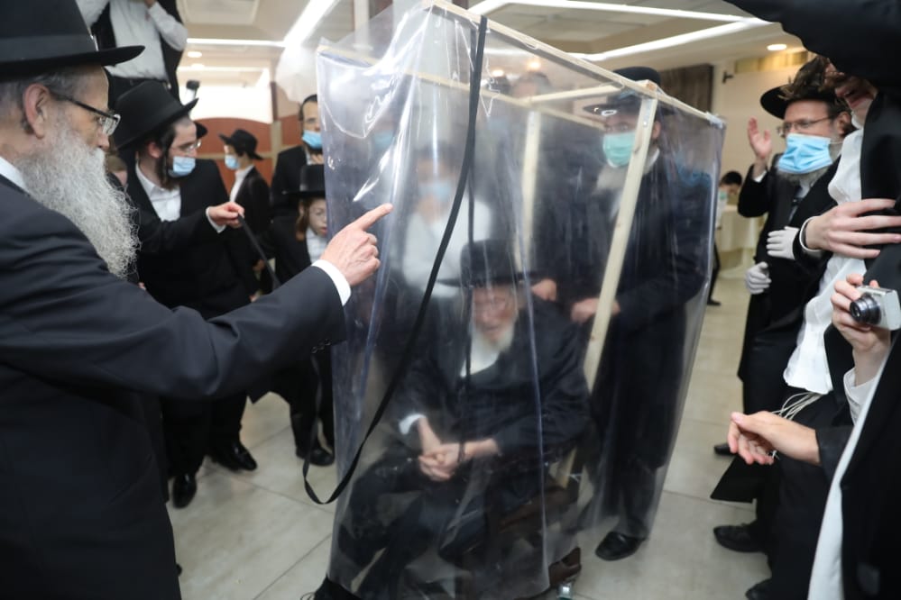 תיעוד: נינת הגאון רבי יודל בויאר התחתנה בחתונה מצומצמת