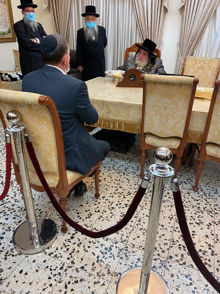 בפגישה עם השר; האדמו"ר מויז'ניץ הביע חשש לביטול תורה