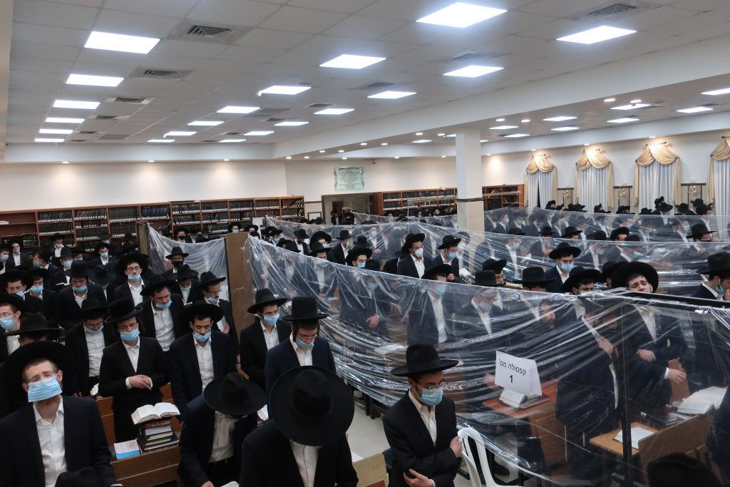 בשתי סניפים: 'תורה בתפארתה' באלעד ומודיעין עילית