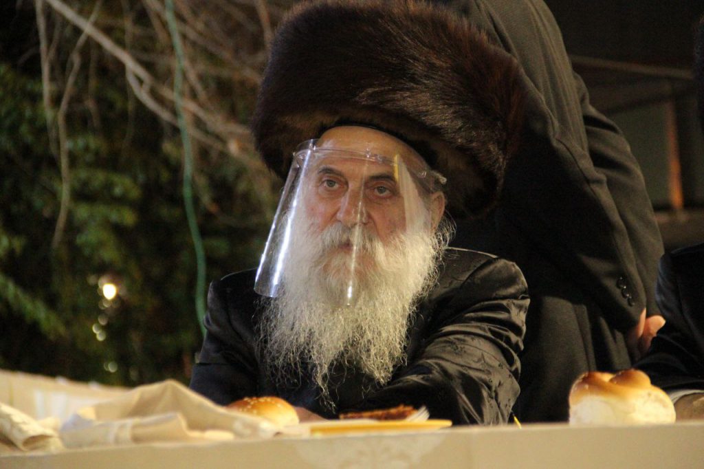 במרחב הפתוח: שמחת בית סקולען - אלכנסדר - טשעבין במרחב הפתוח: שמחת בית סקולען - אלכנסדר - טשעבין
