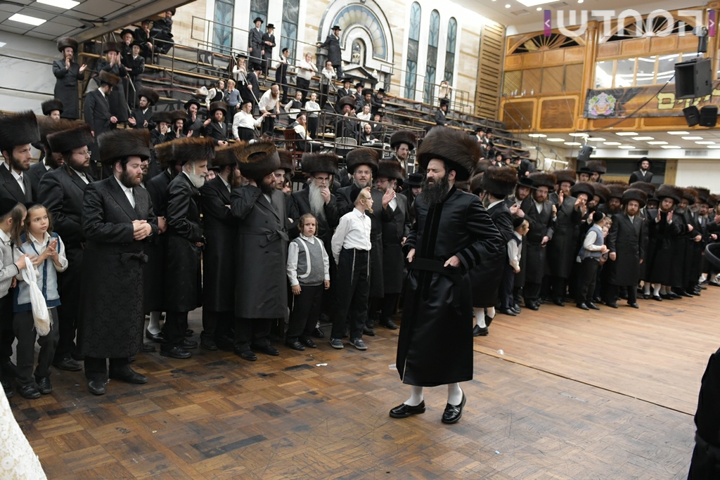 תיעוד ענק: חתונת נכדת האדמו"ר מסאטמר