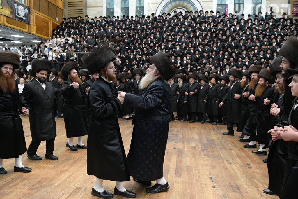 תיעוד ענק: חתונת נכדת האדמו"ר מסאטמר