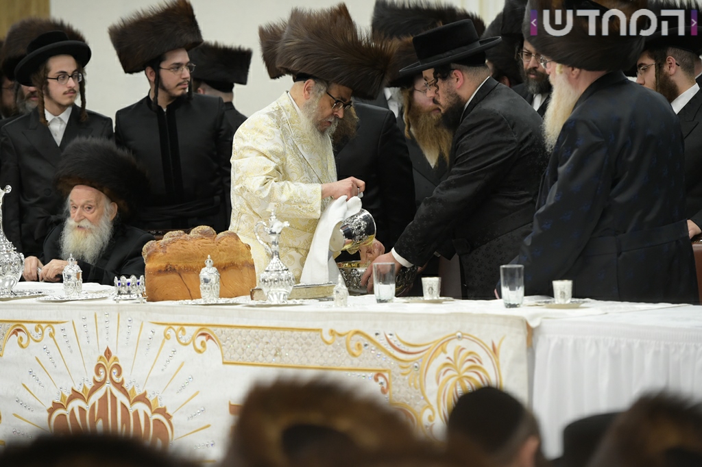 תיעוד ענק: חתונת נכדת האדמו"ר מסאטמר