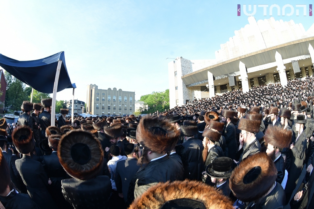 תיעוד ענק: חתונת נכדת האדמו"ר מסאטמר