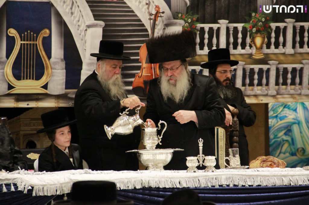 הבר מצוה לנכד האדמו"ר מנדבורנה