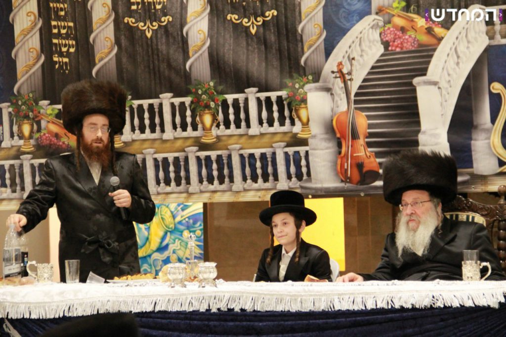 הבר מצוה לנכד האדמו"ר מנדבורנה