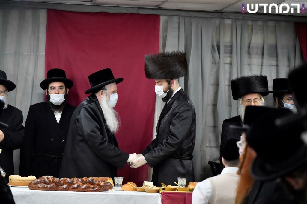 תיעוד: השבע ברכות בישיבת מכנובקא בעלזא לבת המנכ"ל